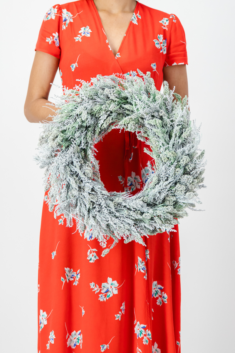 White Spatalla Wreath - 48cm