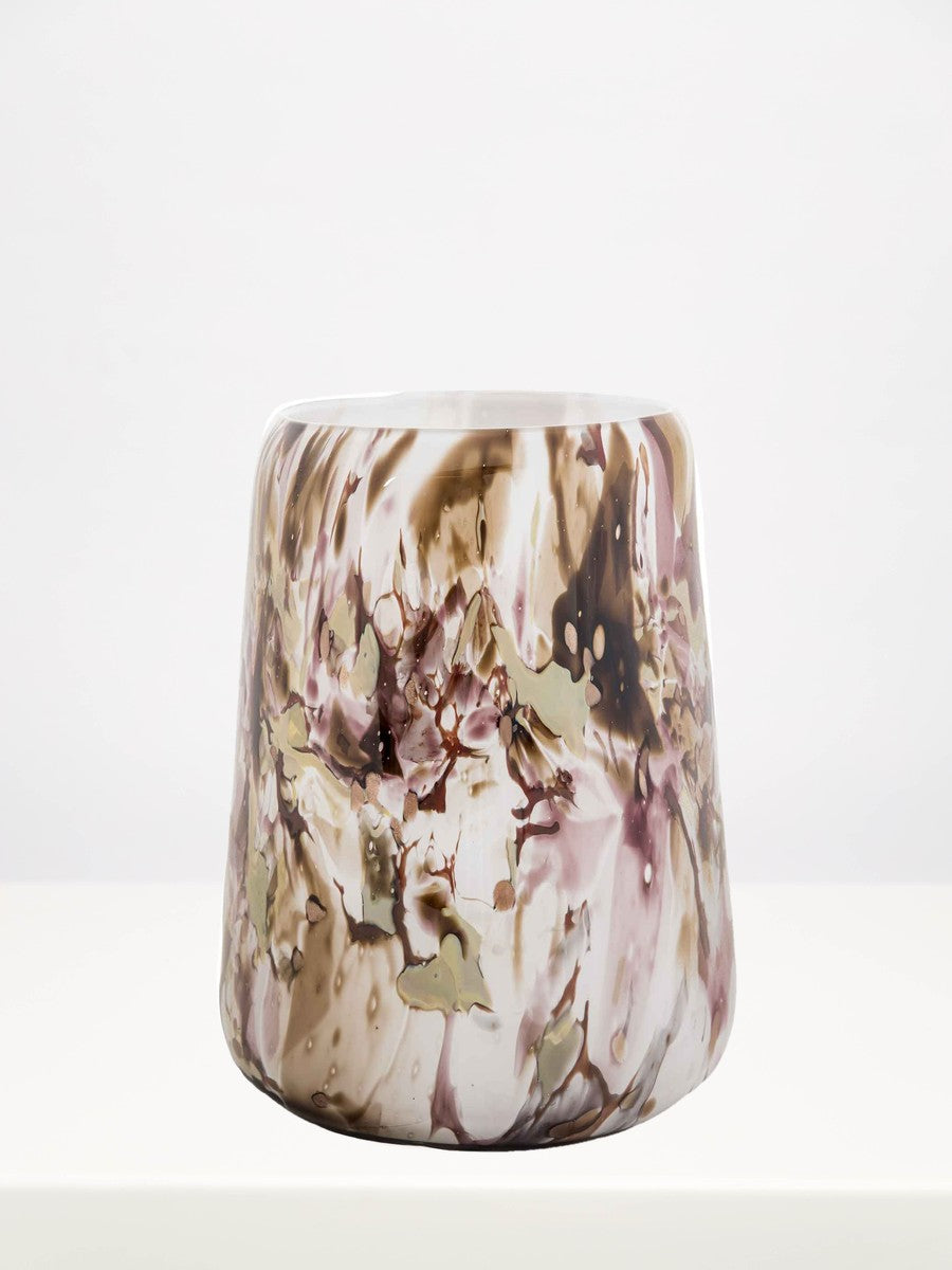 Fidrio - Dubai Naturals - 28.5cm on a white table against a soft grey wall
