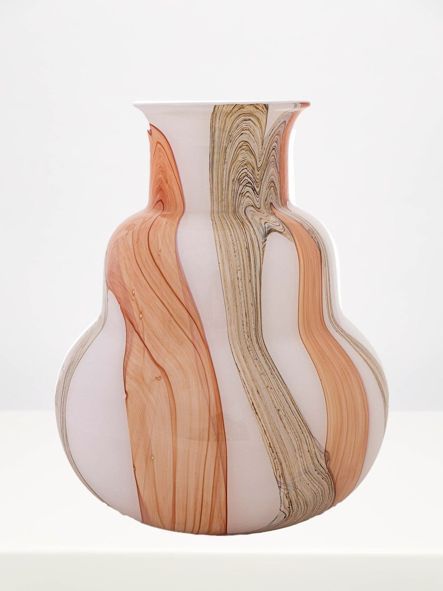 Fidrio - Figura Beach - 35cm on a white table against a soft grey wall