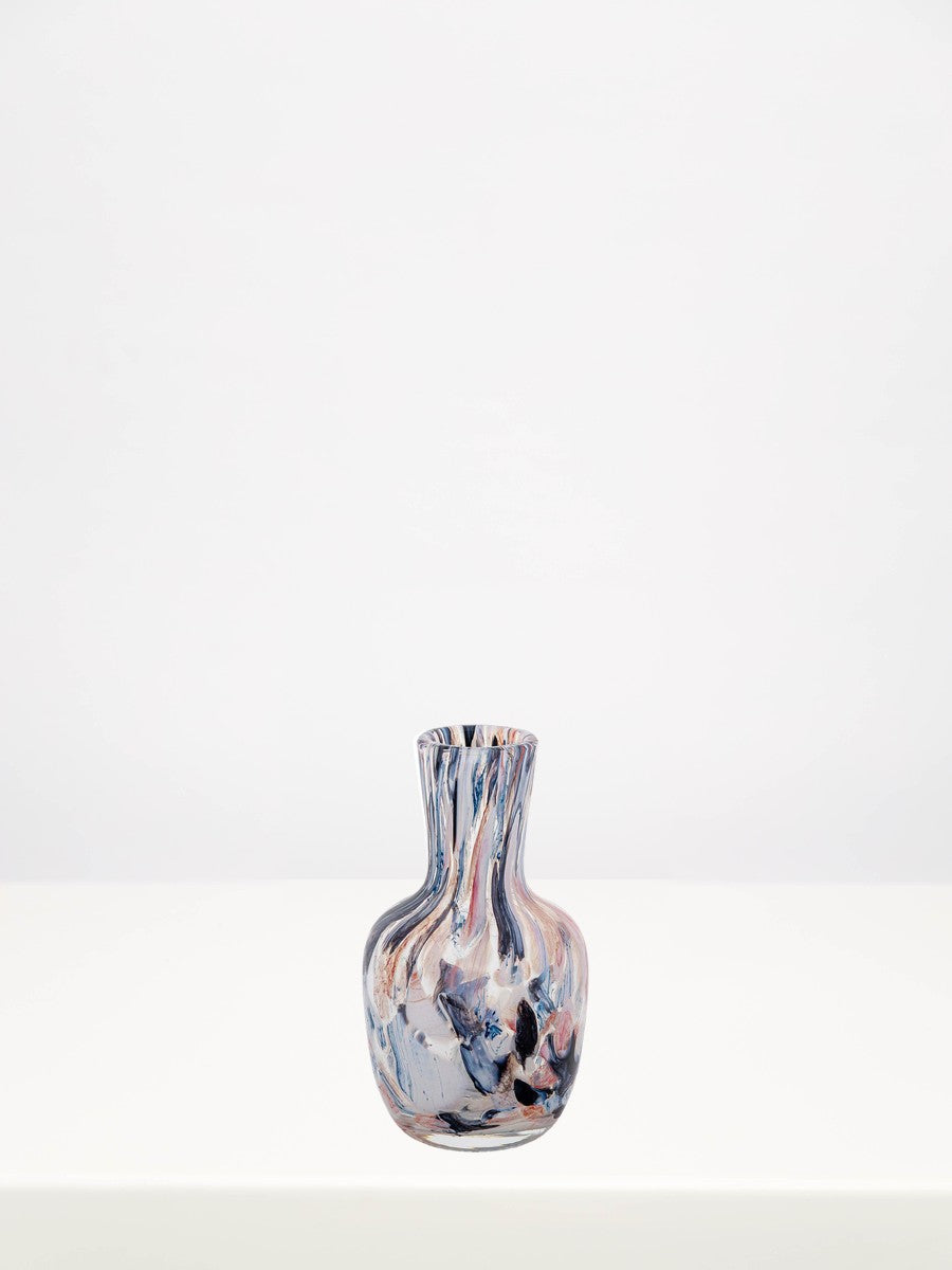 Fidrio - Flora Serene - 16cm on a white table against a soft grey wall