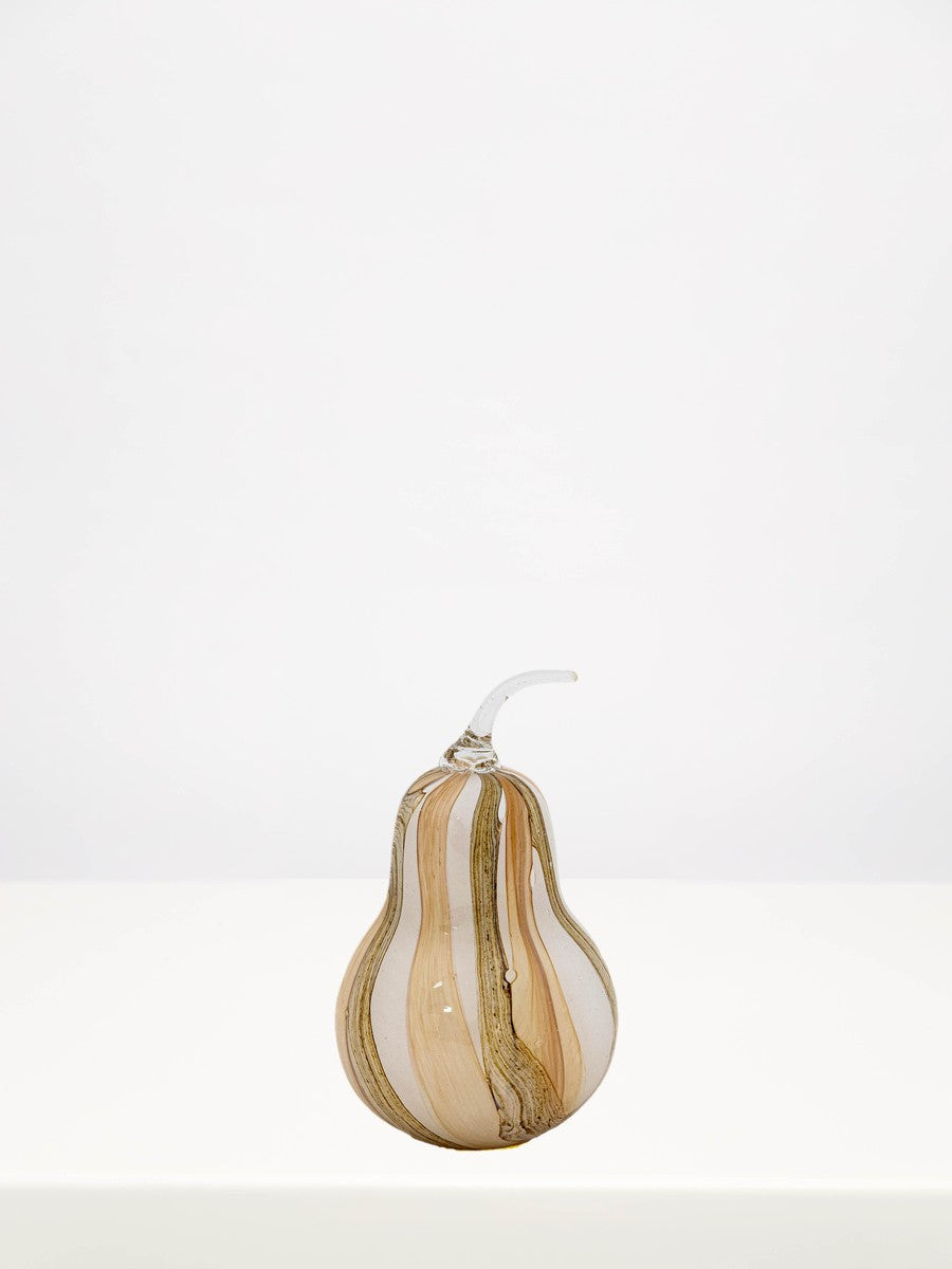 Fidrio - Pear Beach - 18cm on a white table against a soft grey wall