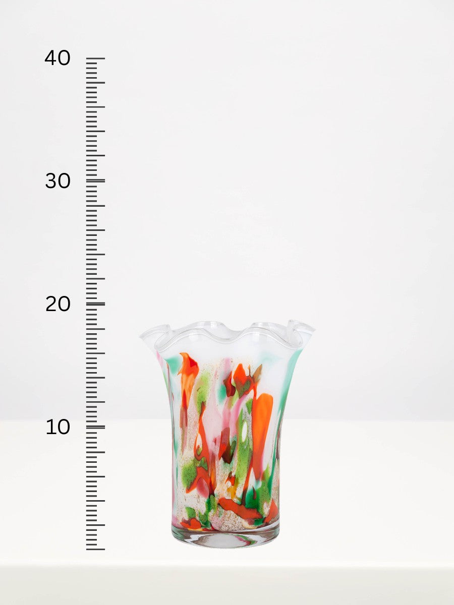 Fidrio - Wave Mixed Colours - 18cm next to a centimetre ruler showing its height