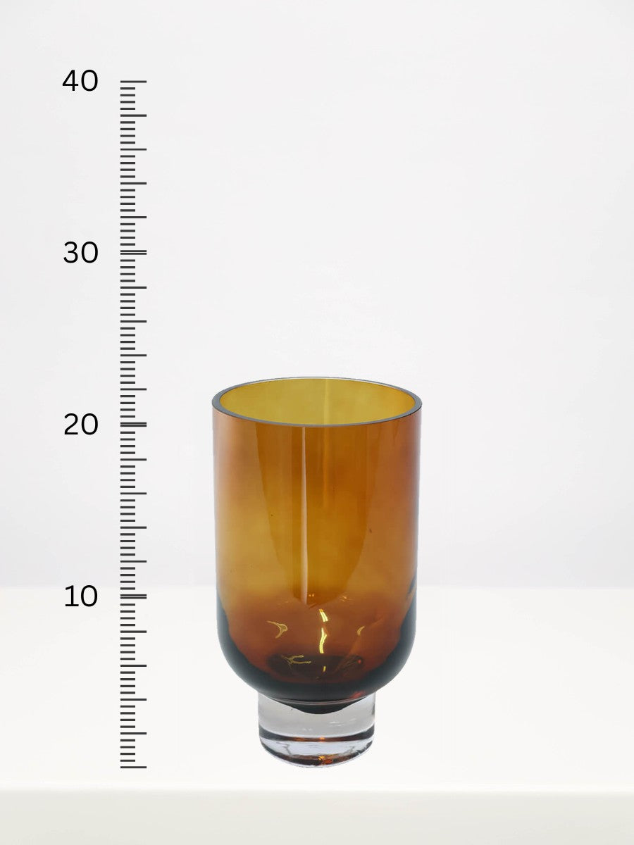 Soho Amber Vase - 22cm next to a centimetre ruler showing its height